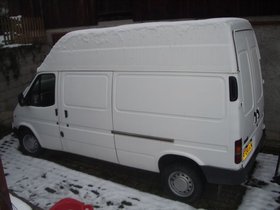Ford Transit zur Ersatzteilgewinnung