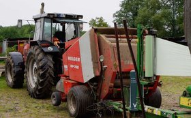 Rundballenpresse Welger RP200