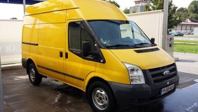 Ford Transit FT350M