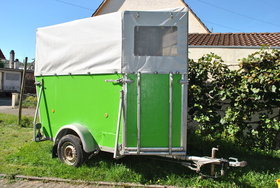 Andere Anhänger f. Tiere /Freizeit