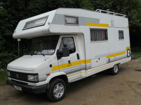 Gut erhaltener Knaus Traveller 625 auf Peugeot J5 Basis