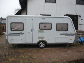 Hymer-Eriba Nova 490 Moving