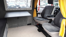 Volkswagen T4 2.5 TDI Hochdachkastenwagen orig 87000 km